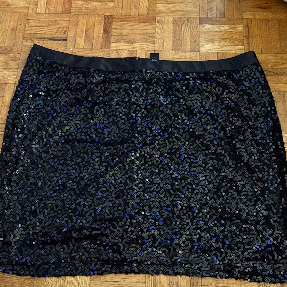 Elegant Black Sequin Skirt